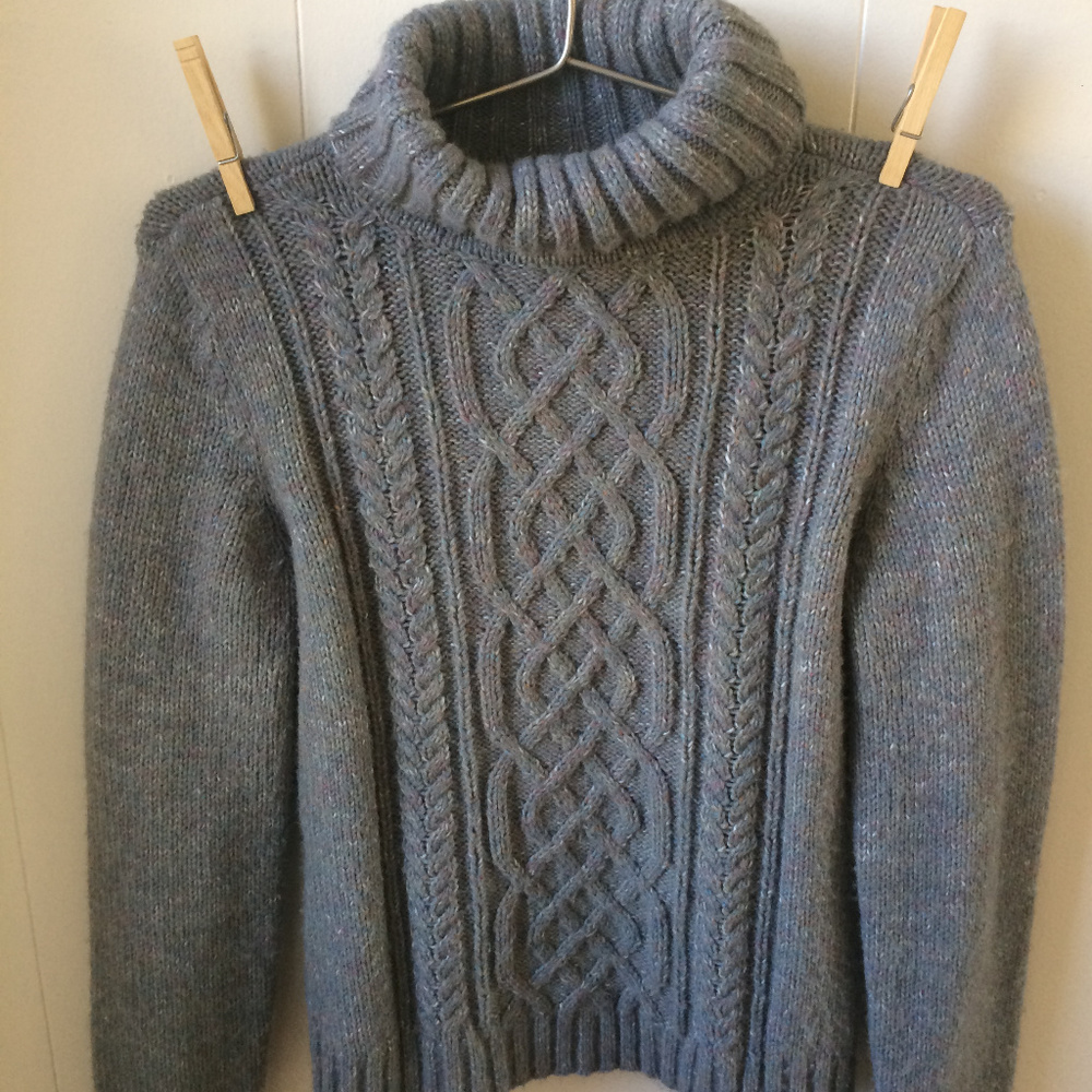 New York & Company Turtle neck sweater